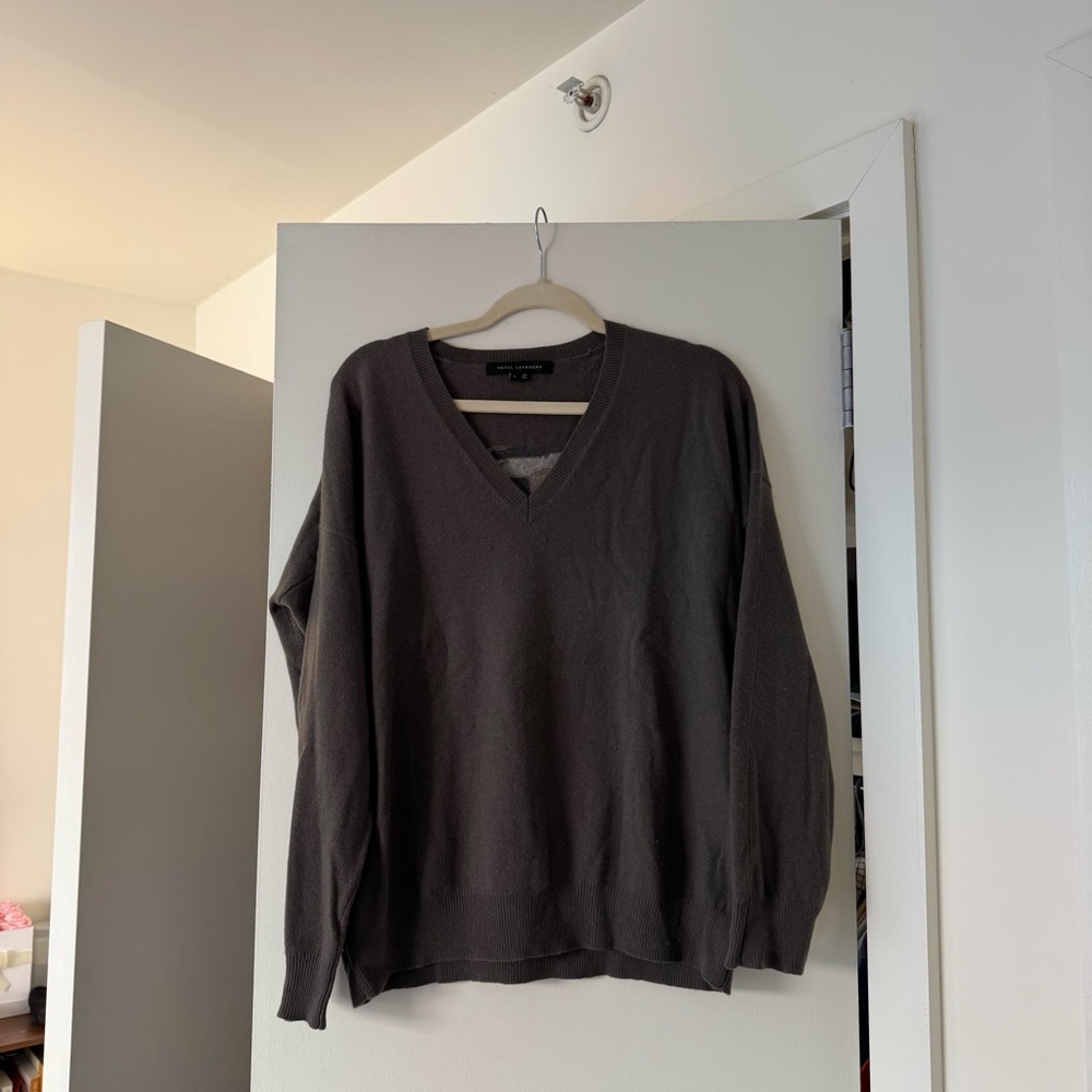 Skull Cashmere V-Neck Sweater - Charcoal